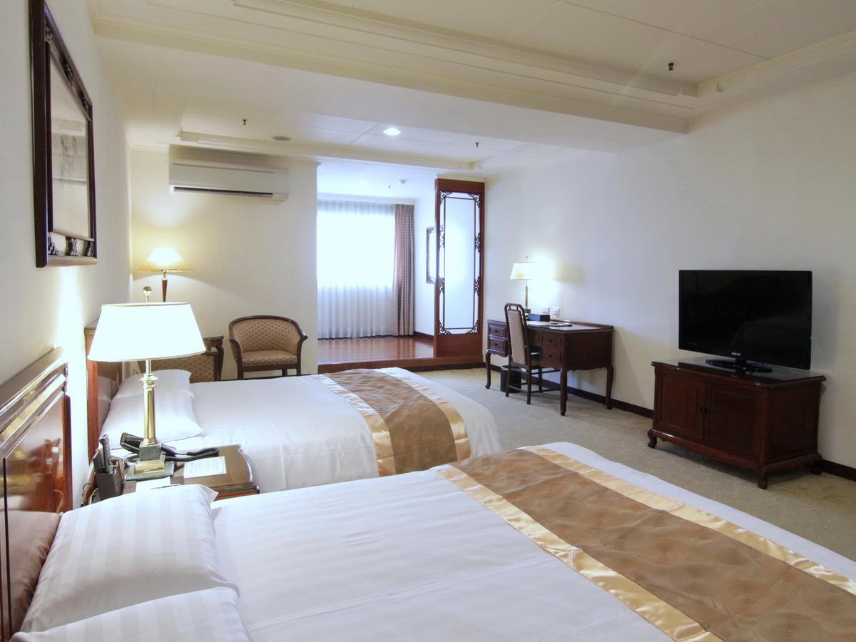 King'S Paradise Hotel Чжунлі Екстер'єр фото