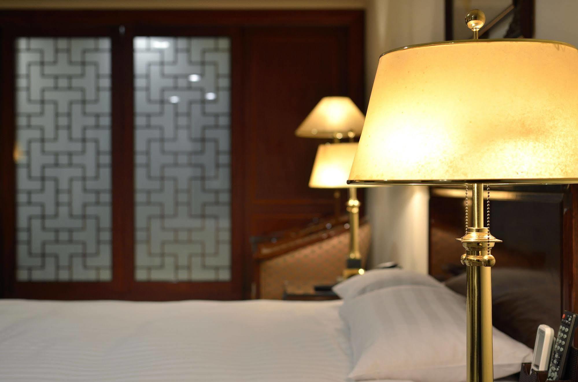 King'S Paradise Hotel Чжунлі Екстер'єр фото