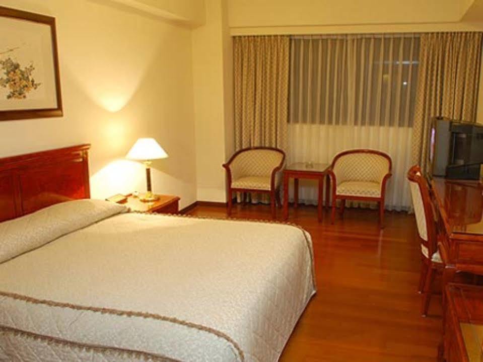 King'S Paradise Hotel Чжунлі Екстер'єр фото